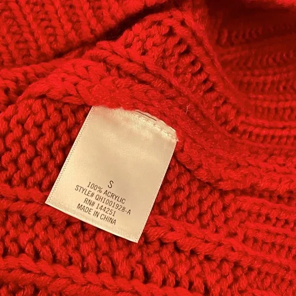 HARPER Chunky Cable Kit Cropped Sweater Red Size S - Picture 7 of 10